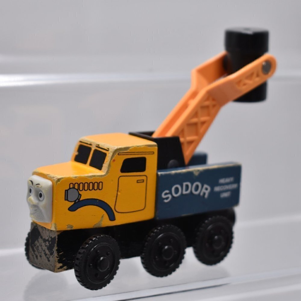 2003 Thomas The Train & Friends Wooden Railway Butch Sodor Heavy Recovery Unit